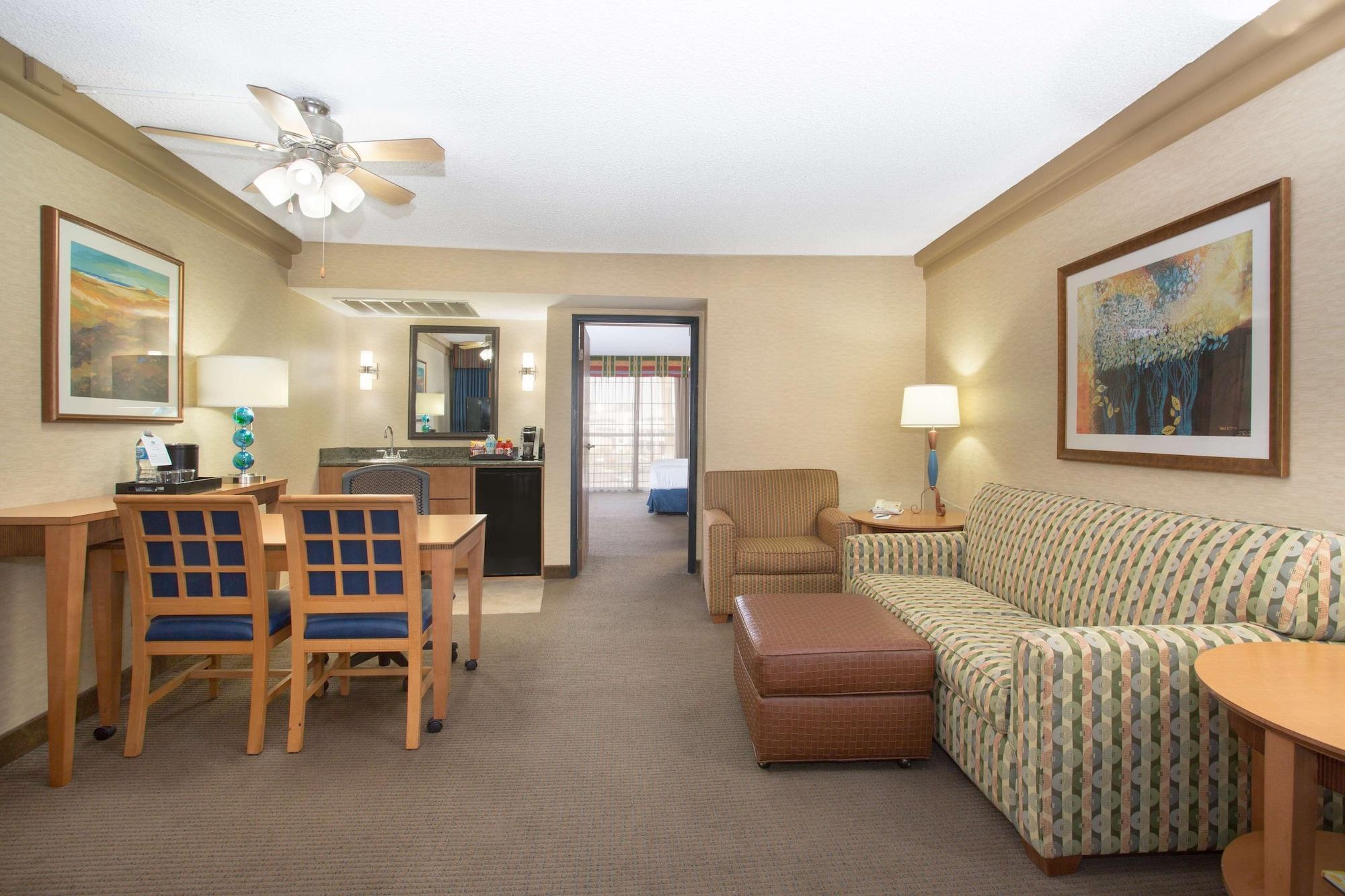 Embassy Suites By Hilton Phoenix Biltmore Экстерьер фото