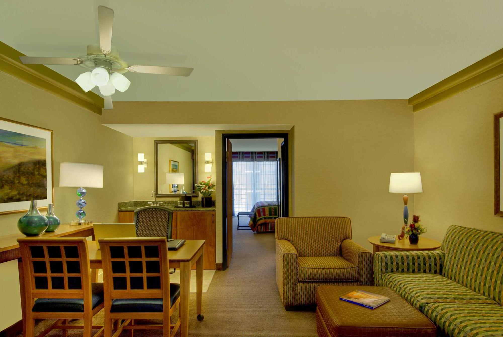 Embassy Suites By Hilton Phoenix Biltmore Экстерьер фото