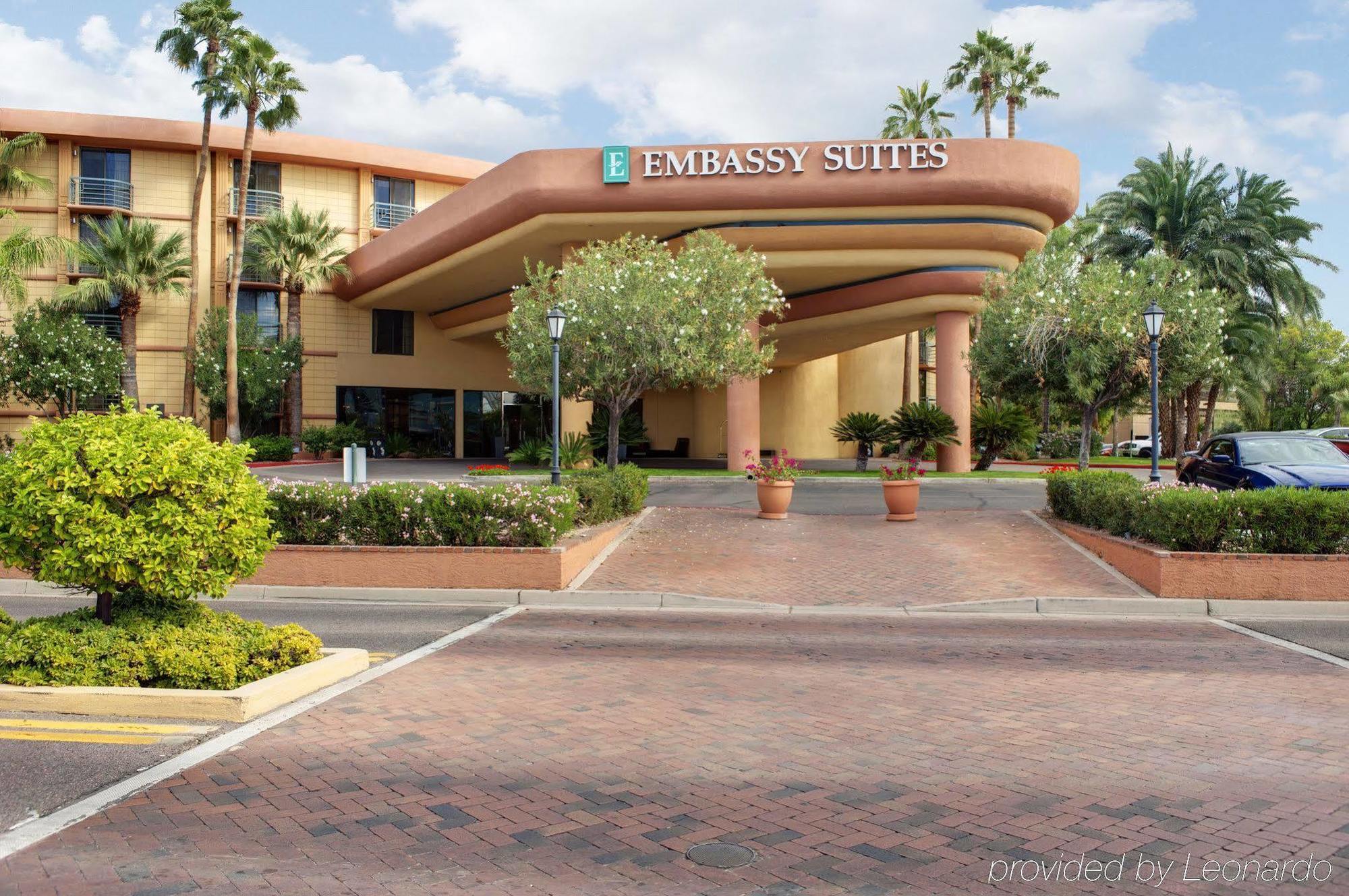 Embassy Suites By Hilton Phoenix Biltmore Экстерьер фото